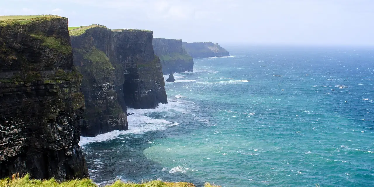 Les falaises de Moher face à l'Atlantique, en Irlande